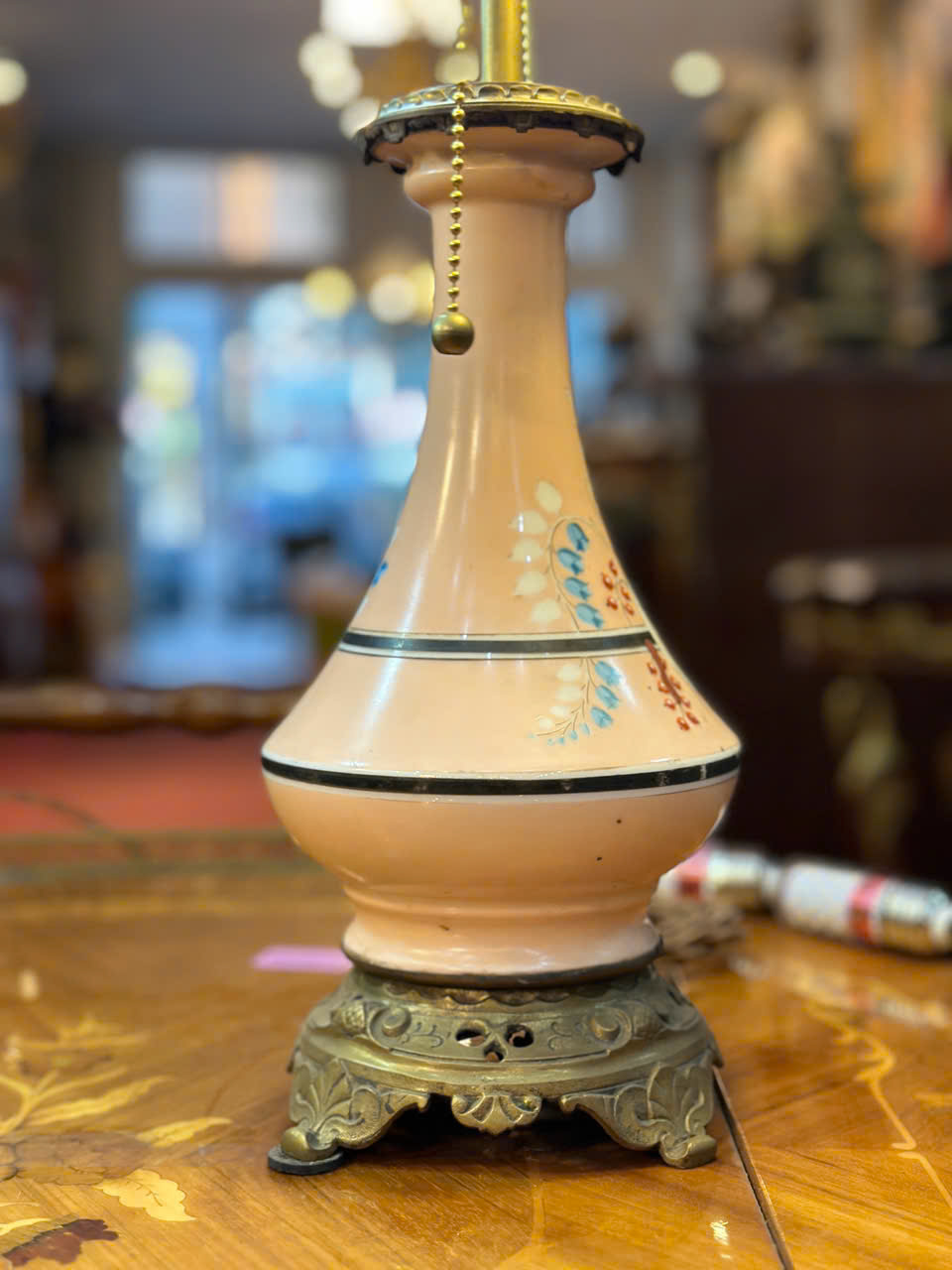 Đèn Tiffany Cổ Điển Sang Trọng